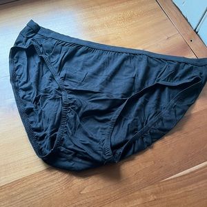 Hanes comfort flex bikini XL